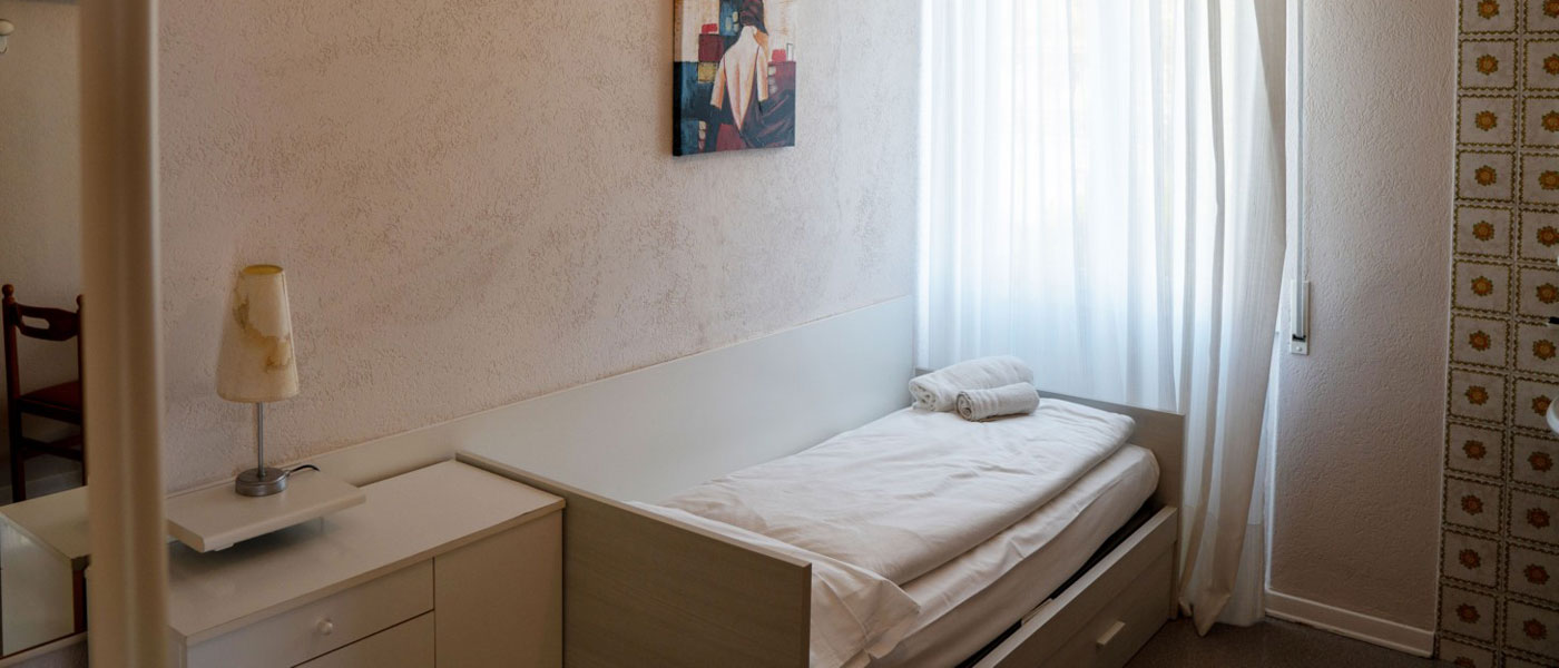 ROOMS - Economy - Essential and functional for one person