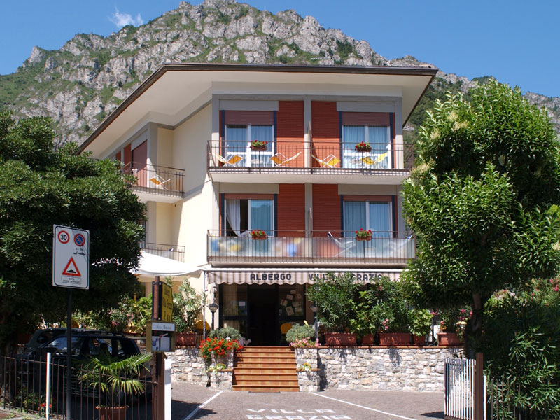 Hotel Villa Grazia - 2-Sterne-Economy-Hotel in Limone sul Garda - Urlaub am Gardasee - Brescia - Italien